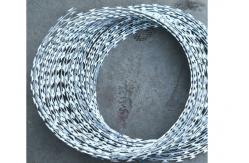 China Double Concertina Razor Barbed Wire Straight Line Razor Wire Fence supplier