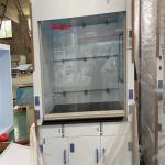 Wall Mounted Chemical Fume Hood Laboratory Fuming Cupboard 220V Voltage for Effective Ventilation for sale