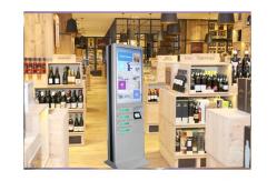 China Lcd Multi Function Emergency Mobile Phone Charging Kiosk , Phone Charger Station With Lockers supplier