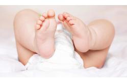 China Breathable Chemical Free Diapers Disposable With Magic Tapes , Eco Friendly supplier