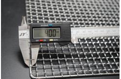 China Non Stick Barbecue Wire Mesh , Grill Metal Mesh Heat Resistance supplier