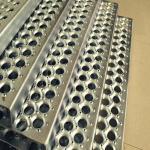 Heavy Duty Walkway Perf O Grip Grating Width 1000mm for sale