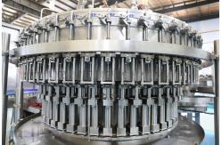 China 3000BPH Sparkling Gas Carbonated Soft Beverage Filling Machine supplier