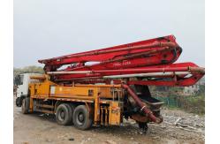 China Mechanical Putzmeister 38 m concrete pump installed on Mercedes chassis direct sales supplier