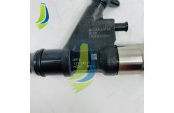 China 095000-8910 Diesel Fuel Injector VG1246080106 For Engine Parts supplier
