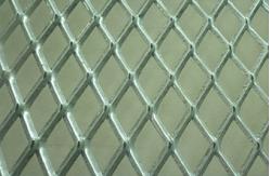 China 0.8mm Diamond Metal Mesh Panels Iron Heavy Duty Expanded Metal Mesh 10x20mm supplier