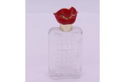 China Rose Red Plated lips Shape Perfume Bottle Caps Anti corrosive supplier