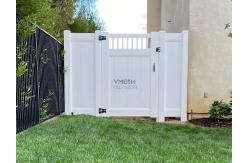 China Solid Panel Plastic Garden Pool House Villa Picket 8 Vinyl Fence supplier