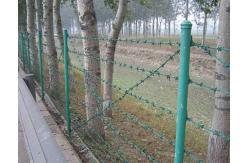 China Hot Dipped Galvanized Barbed Wire Price Per Roll supplier