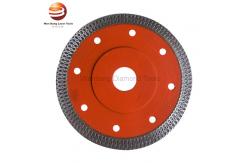 China 125mm Hot Pressed Sintered Continuous Turbo Diamond Cutting Disks With Flange supplier