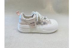 China Round Head Womens Pink Casual Shoes Rubber Outsole Pink Casual Sneakers supplier