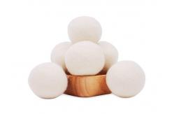China 2.76 Inch Handmade No Lint Organic Wool Felt Balls supplier