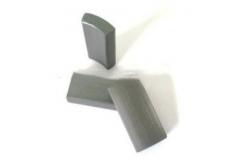 China Seat Motor Ferrite Magnets Segment Arc Shape Charcoal Gray supplier