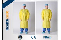 China Antibacterial Disposable Protective Gowns / CPE Isolation Gown With Thumb Up supplier
