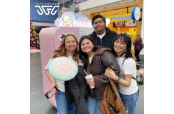 China Customizable Flower Cotton Candy Vending Machine With Smart Robot Operation supplier