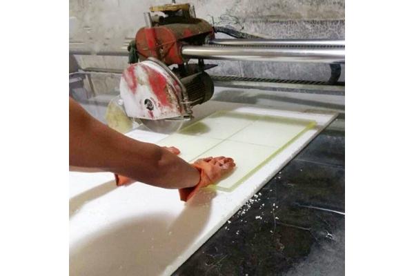 Customized Lead Glass X Ray Protection Lead Equivalent 2.56mmpb Zf3 Level