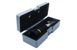 China Portable Specific Gravity ATC Portable Refractometer For Sugar Related Liquids supplier