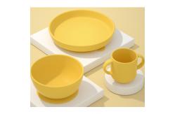 China OEM Custom Waterproof Soft Silicone Baby Feeding Kit BPA Free supplier