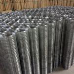 1/4 Inch Square Wire Welded Mesh Fencing Rolls Alkali Resistant for sale