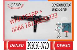 China Fuel Injector 295050-0720 6252-11-3100 for Komatsu SAA6D125 Engine supplier