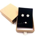 Middle Kraft Paper Jewelry Boxes Cardboard / Paperboard Gift Box Multiple Color And Size for sale