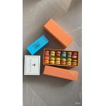 48 Packaging Macaron Paper Boxes Macaron Plastic Trays Macaron Cartons for sale
