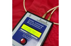 China Antistatic Polyester Cotton Lab Coat Cleanroom ESD Safety Clothing Conductive Fiber supplier