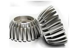 China Foundry Adc12 Aluminium Gravity Die Casting Molds 4mm Wall Thickness supplier