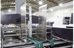 China Perfume Box Corner Pasting Machine 920kg Watch Carton Pasting Machine supplier