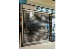 China Crystal Slats 4m Wide 3m High Clear Roller Shutters supplier