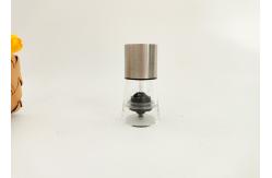 China New Style Adjustable Stainless Steel Manual Spice Salt And Pepper Grinder supplier