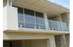 China 1mm Laminated Pvb Glass Clear Safety Double Layers Tempered For Balcony Railing supplier