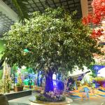 Anti UV Artificial Banyan Tree Large Outdoor Foliage Plant UV Resistant Or Fire Retardent Leaves for sale