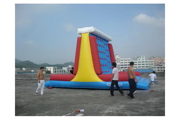 Enjoyable And Funny Inflatable Amusement Park , Outdoor Rock Climbing Wall