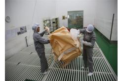 China Flat Bottom Food Grade FIBC , Fibc Big Bags With Filling Spout supplier