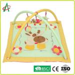 EN71 Square Baby Crawling Blanket With Animal Character Printing for sale