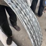 BTO-22 Razor Wire For Explosion Proof Mesh Gabion Containers Anti Impact Hot Dipped Galvanized Defensive Barriers for sale