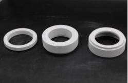China 2100C Boron Nitride Ceramic BN Amorphous Strips Nozzles supplier