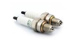 China M10x1 Thread Motorcycle Spark Plugs Replace U22FS-U IUF22 C7HA supplier