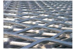 China Versatile Expanded Wire Mesh Panels Sheet Or In Roll Metal Durable supplier