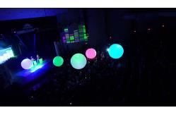 China Dimmable Inflatable Moon Balloon Light 640W High Illumination Events Lighting supplier