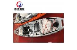 China Delta PLC Control Rock And Roll Rotomoulding Machines For Manufacturing Plant supplier