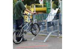 China Multiple Station Cycle Rack From China Metal Fabrication Factory supplier