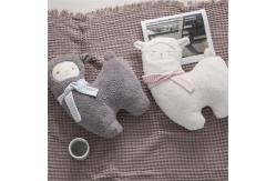 China Skin Friendly 30cm Polypropylene Cotton Filling Alpaca Plush Toy supplier