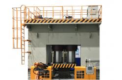 China Making Equal Straight Tee Forming Machine For Carbon Steel supplier