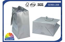 China Glossy / Matt Custom Printed Paper Bags With Handle Rope For Garment supplier