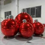 Double Layer PVC Giant Inflatable Christmas Ormanets with Mirror Effect