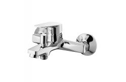 China 2 Functions Chrome Bath And Shower Faucet Surface Mounted Polished supplier