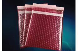 China Lightweight Bubble Mailing Bags 10MM Bubble Diameter Bubble Style Packaging Solution supplier