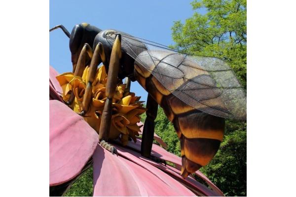 Handmade Model Animatronic Insects  With Movement And Sound Customization